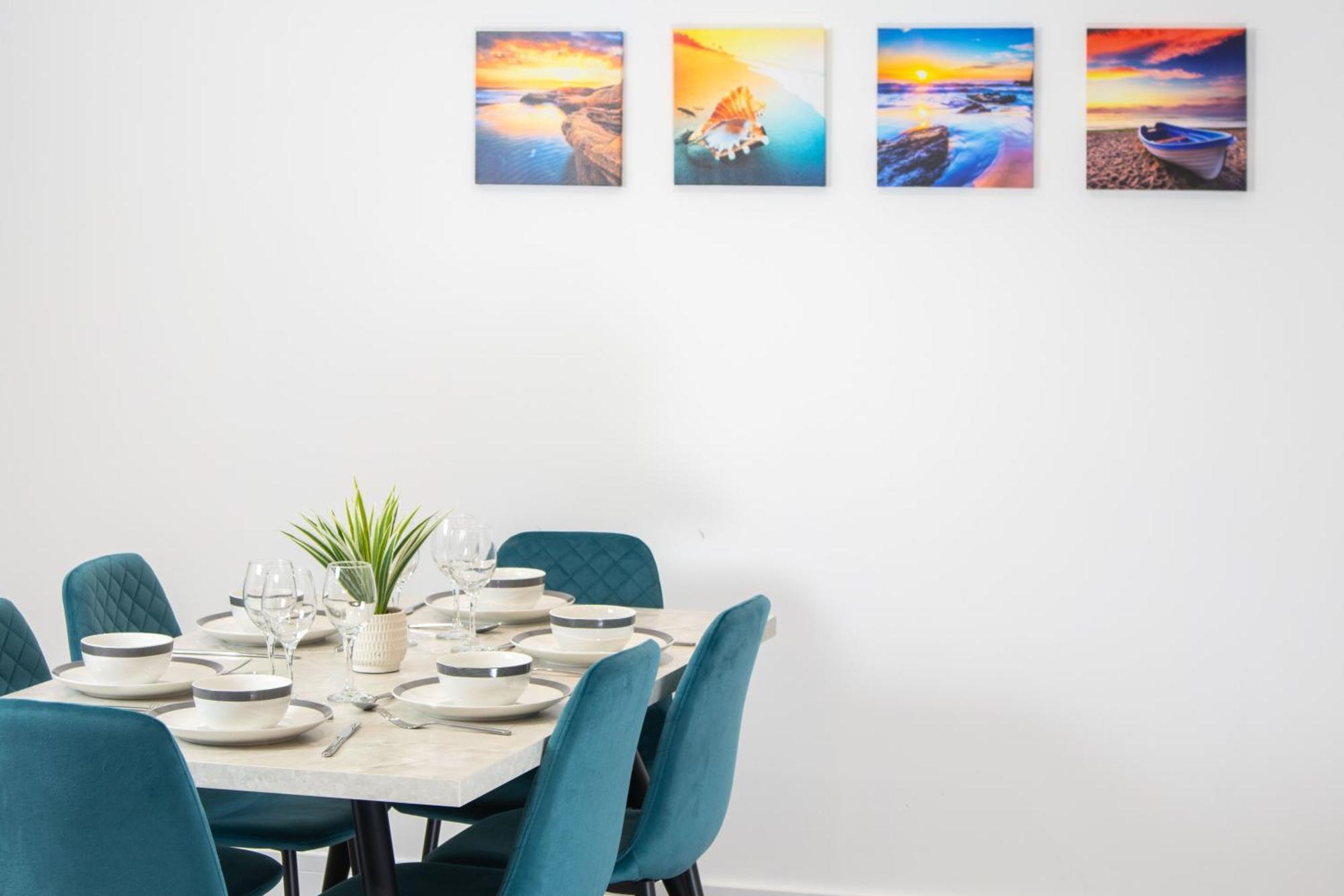 Central 2 Bed 2 Bath Apartment Near Brighton College, Beach, Hospital - Long Stay Offers Εξωτερικό φωτογραφία